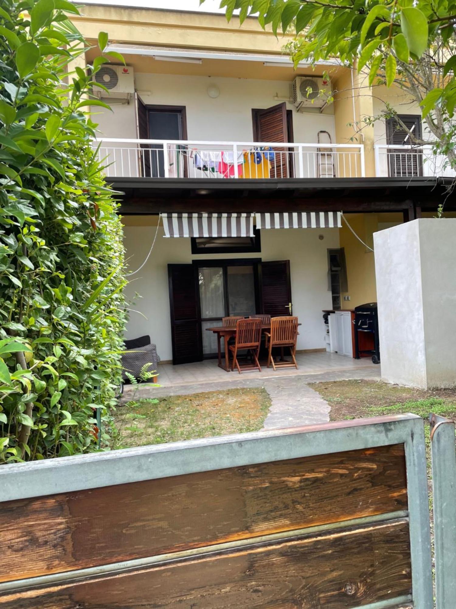 Villetta A Schiera In Villaggio Metatur Métaponte Extérieur photo